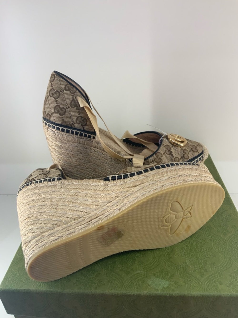 Pre Owned Gucci Beige Brown GG Canvas Espadrille Wedges Shoes with Gold GG w Box - Picture 8 of 8